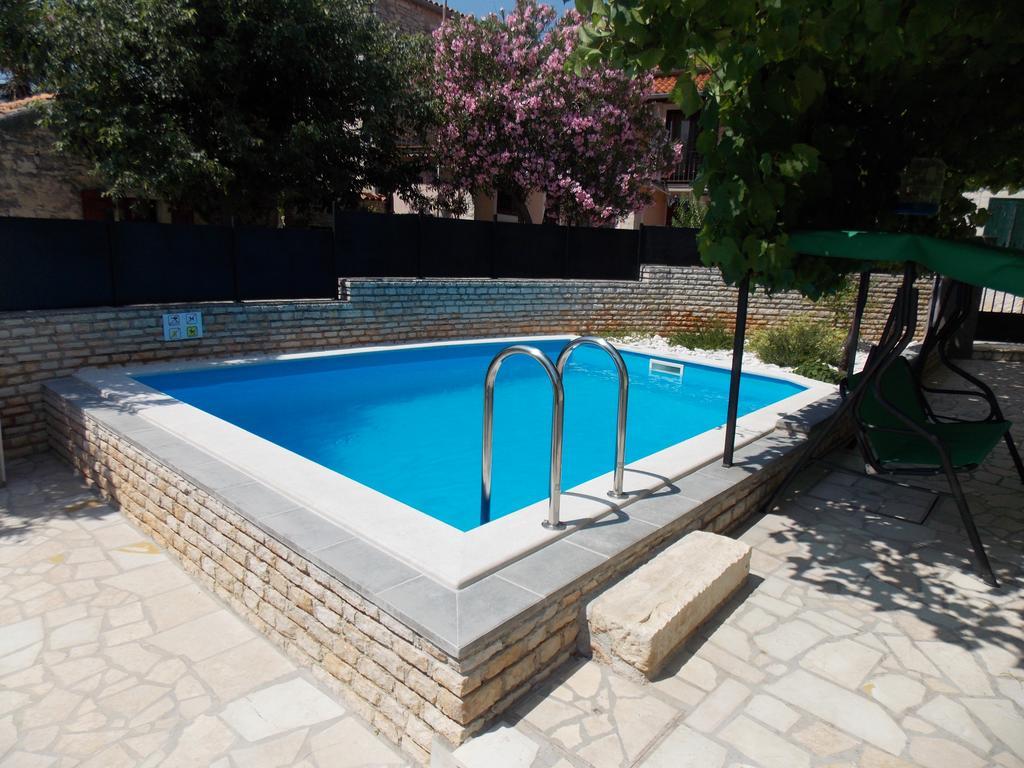 Aurelia Apartment Ližnjan 外观 照片